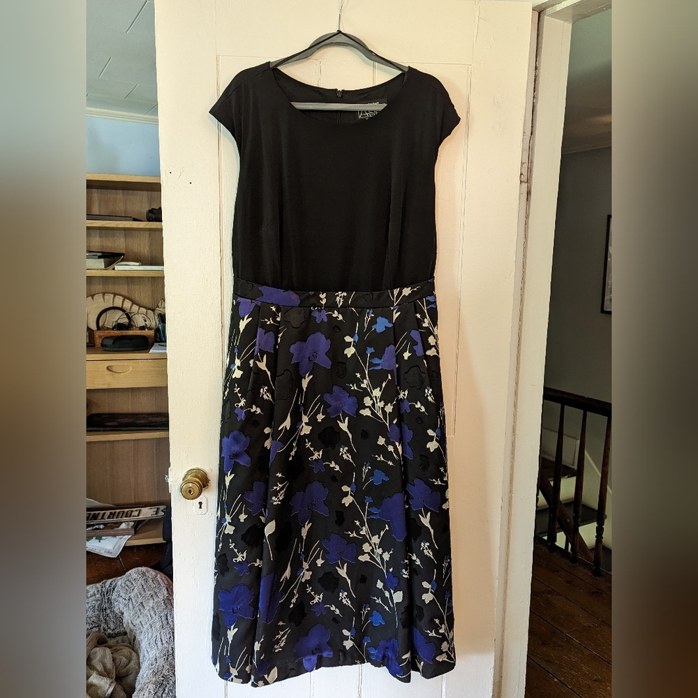 Evening cocktail dress "Womens Alex Evenings" brand blue gold and black 18w